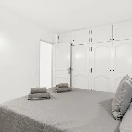 Appartement Neptuno Ocean View, Line With Pool