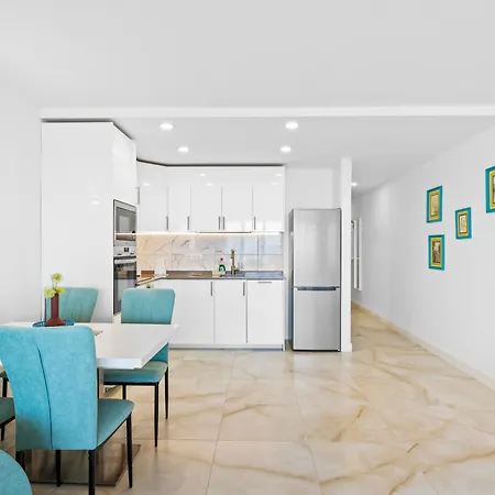 Neptuno Ocean View, Line With Pool شقة *